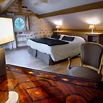 Chateau-hotel De 2*