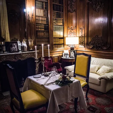 Chateau-hotel De מלון 2*