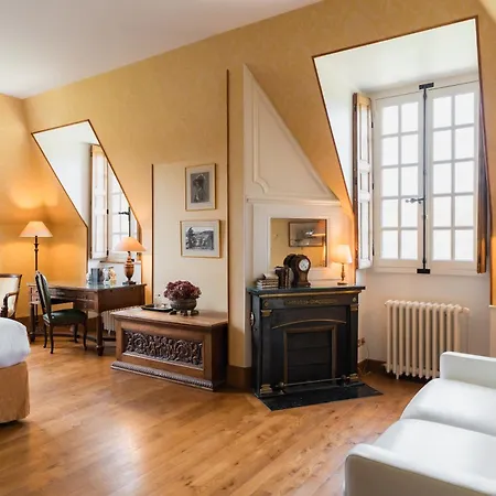 Chateau-hotel De 2*