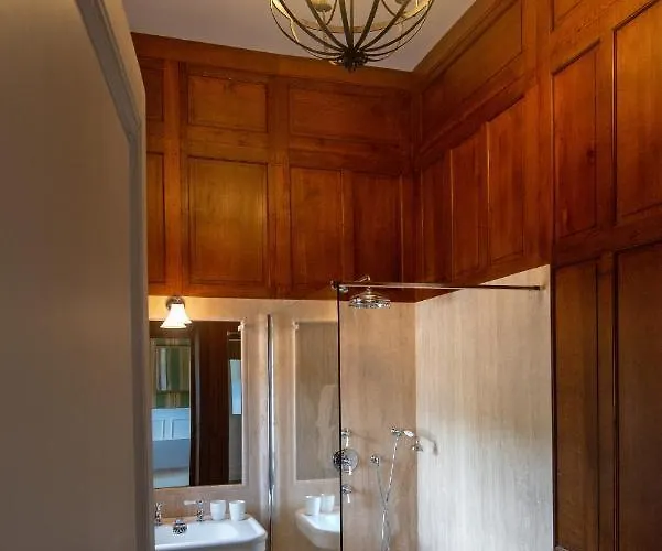 Hotel Chateau-hotel De Bourron-Marlotte