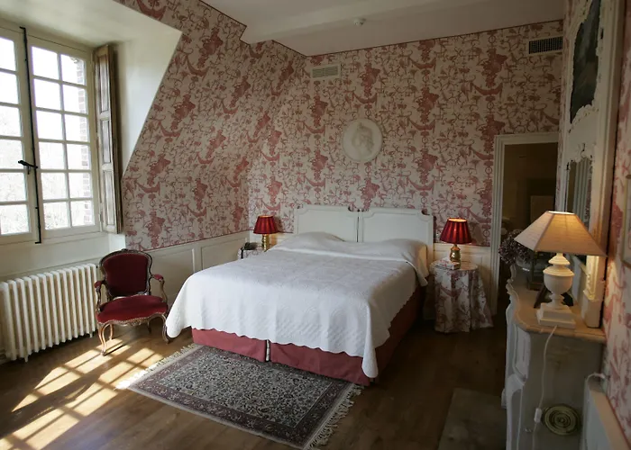 מלון Chateau-hotel De Bourron-Marlotte
