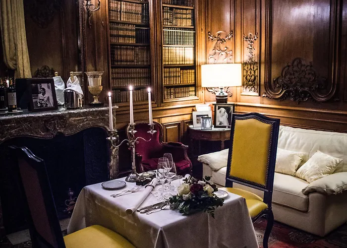 Chateau-hotel De מלון 2*