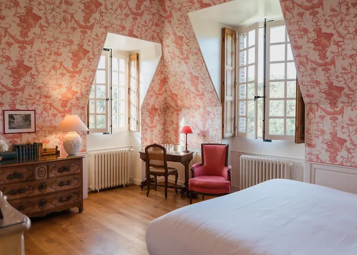 Chateau-hotel De 2* Bourron-Marlotte